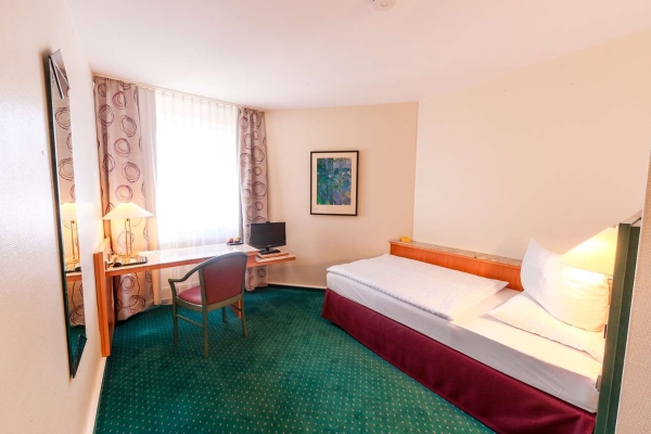 Sure Hotel Collection PLAZA Hotel Blankenburg Ditzingen